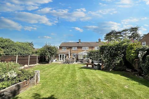 5 bedroom semi-detached house for sale, Cowley Hill, Borehamwood, WD6
