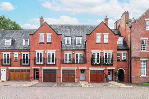 Boyes Crescent, London Colney, St. Albans, AL2