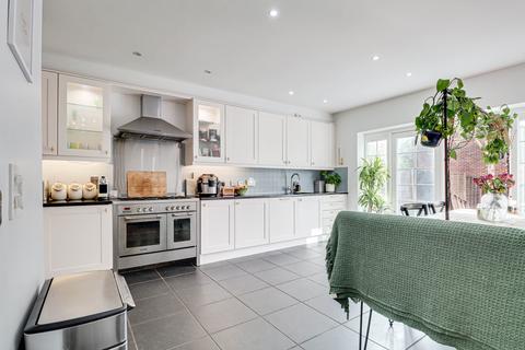 3 bedroom terraced house for sale, Boyes Crescent, London Colney, St. Albans, AL2