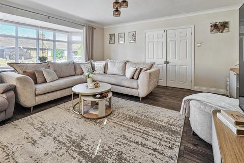 4 bedroom detached bungalow for sale, Clarendon Road, Canvey Island SS8