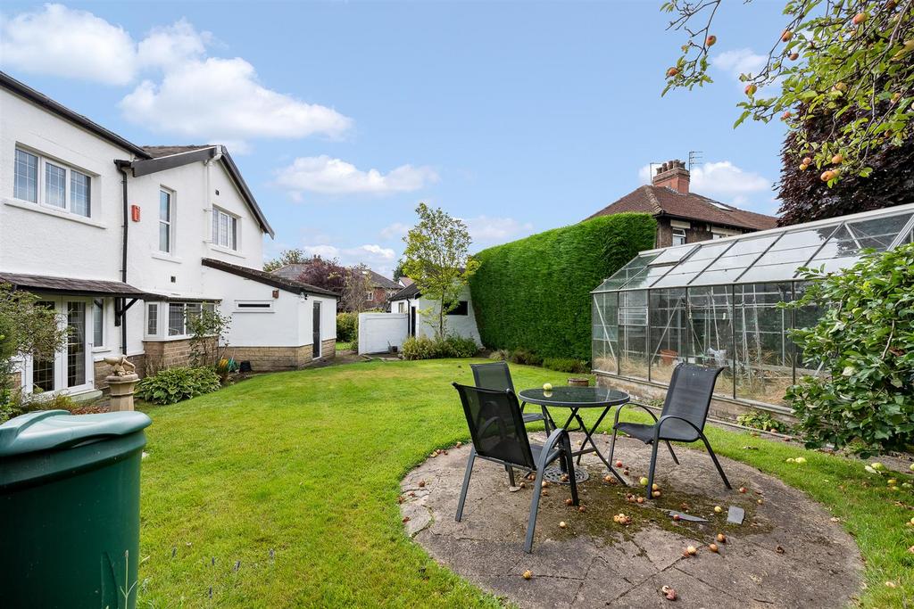 94 Summerseat Lane External-12.jpg
