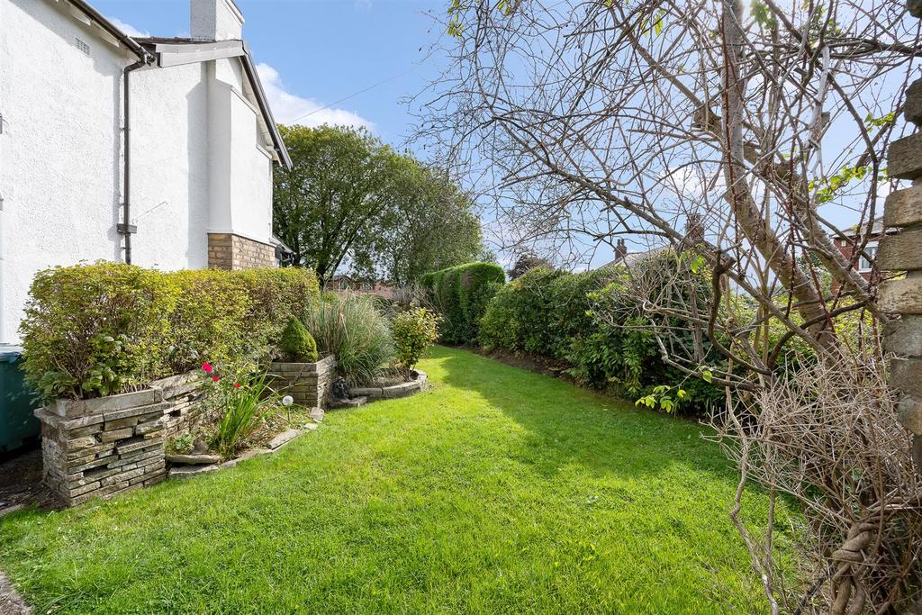 94 Summerseat Lane External-21.jpg