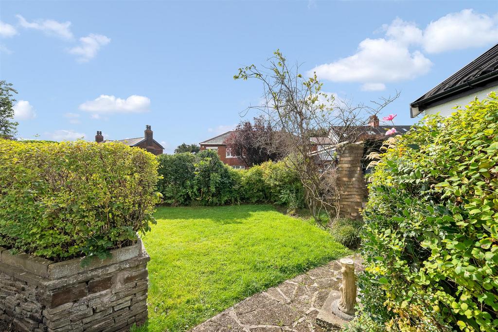 94 Summerseat Lane External-19.jpg
