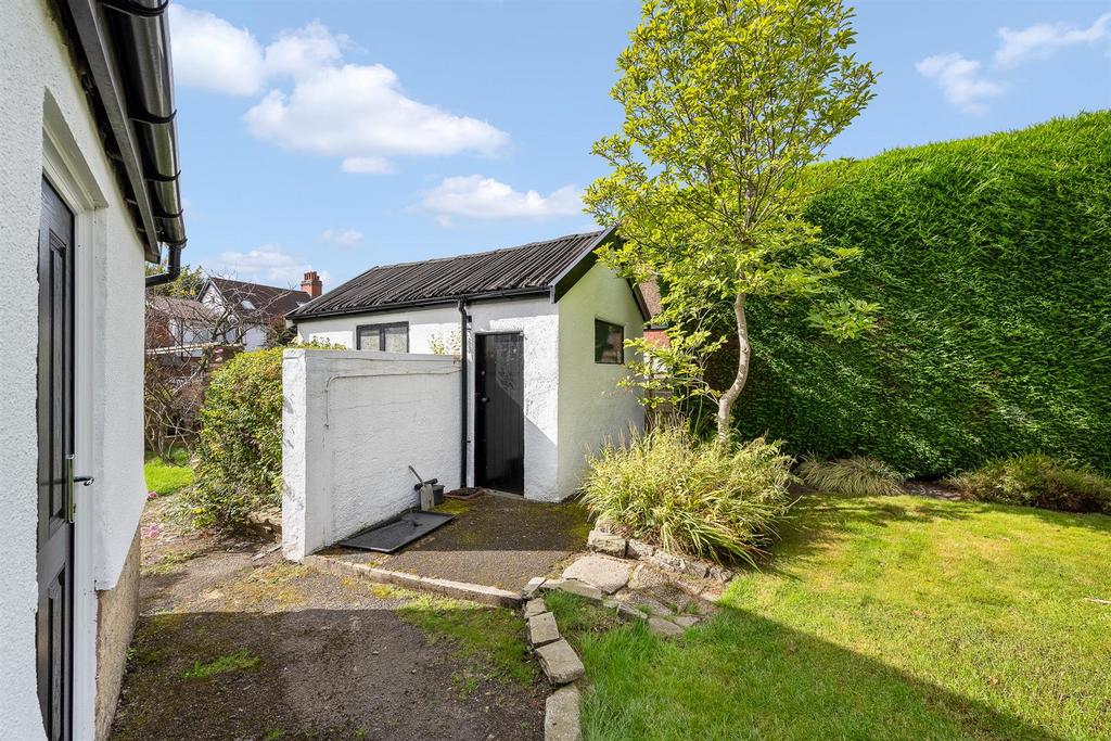 94 Summerseat Lane External-16.jpg