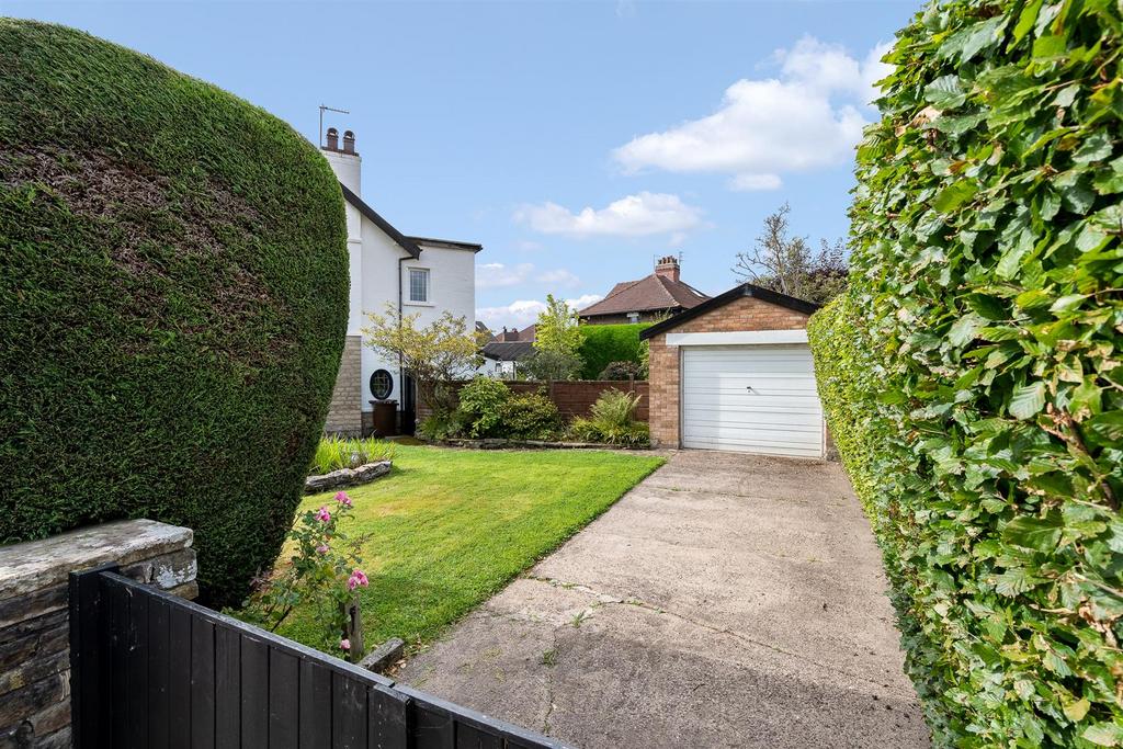 94 Summerseat Lane External-25.jpg