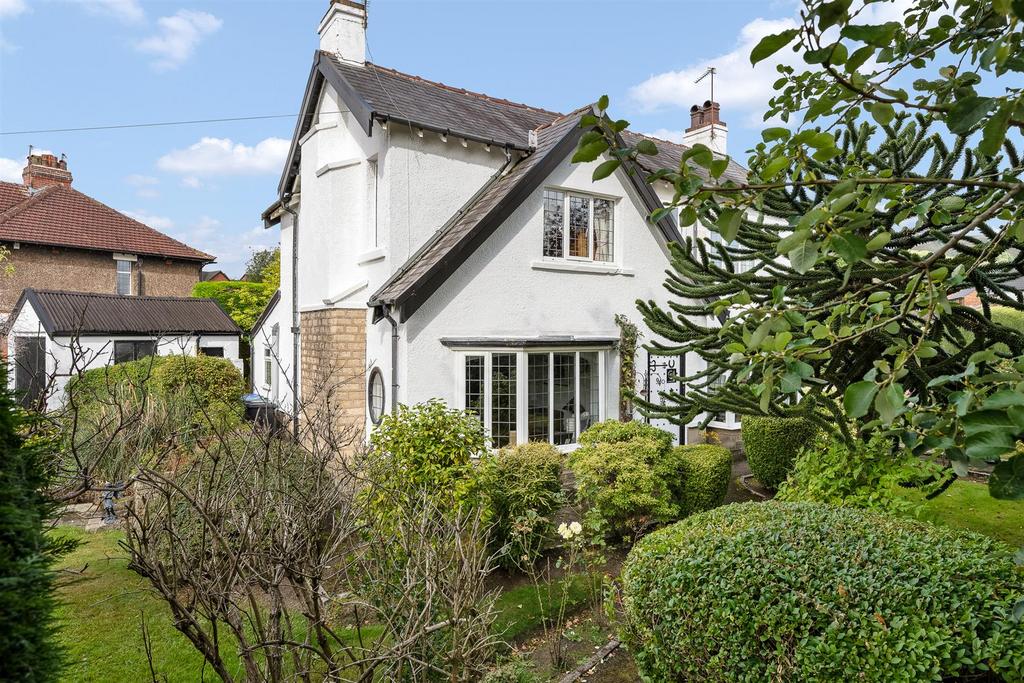 94 Summerseat Lane External-5.jpg
