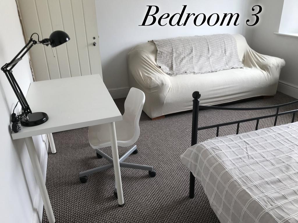 Room 3 (3)