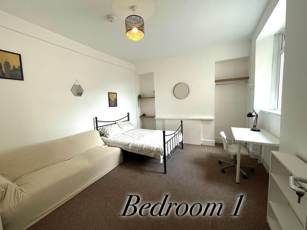 Room 1 (1)