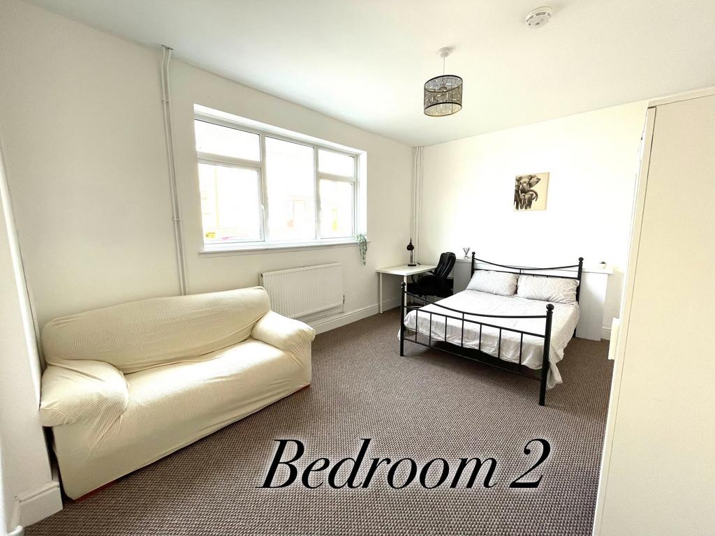 Room 2 (1)