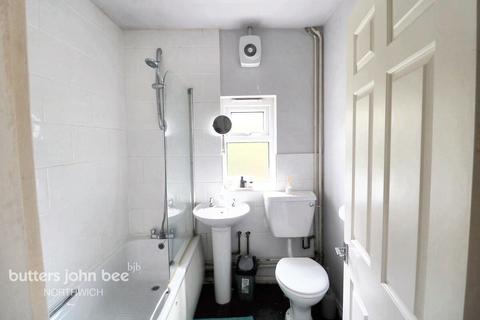 3 bedroom semi-detached house for sale, Roberts Drive, Northwich