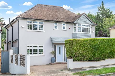 34 North View Crescent, Epsom, KT18 5UR