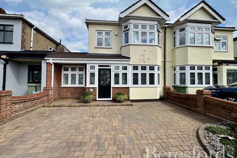 3 bedroom semi-detached house for sale, Albany Road, Hornchurch, RM12