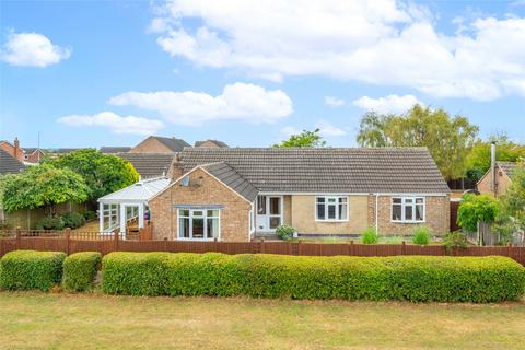 4 bedroom bungalow for sale, Norfolk Drive, Melton Mowbray, Leicestershire