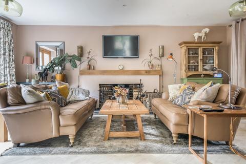 4 bedroom detached house for sale, West View Road, Hampshire GU35
