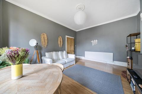 88b Penge Road, London, SE20 7UL