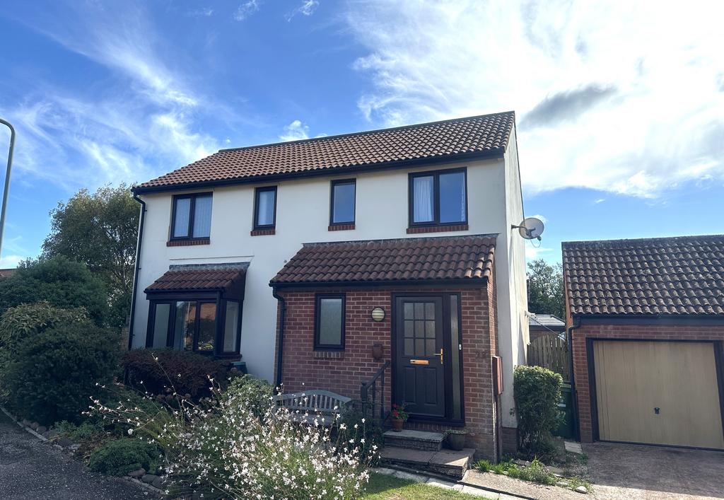 3 bedroom detached house to rent