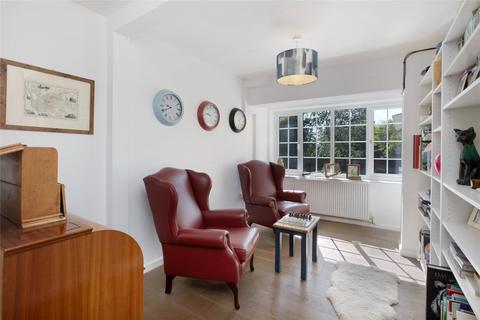 32 West Avenue, Exeter, EX4 4SD