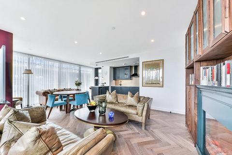 2 bedroom flat to rent, Merino Gardens, London, E1W.