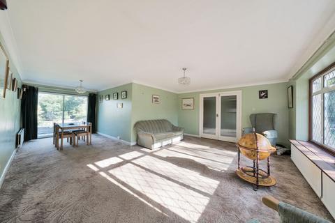 3 bedroom detached bungalow for sale, Hawkhirst Road, Kenley CR8