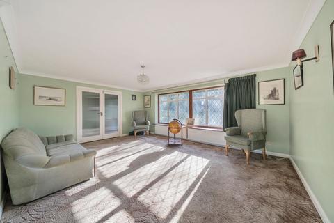 3 bedroom detached bungalow for sale, Hawkhirst Road, Kenley CR8