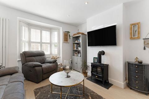 3 bedroom semi-detached house for sale, Budebury Road, Staines-upon-Thames