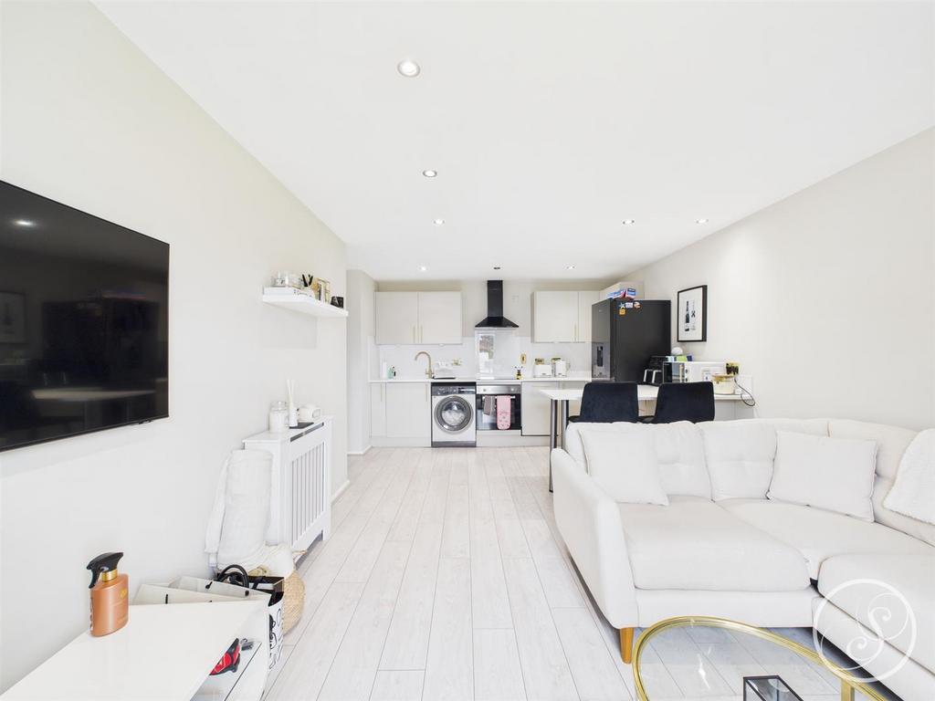 Kitchen/ living area