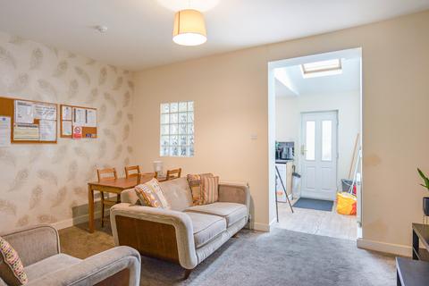 4 bedroom house of multiple occupation for sale, Bury Road, Bolton BL2