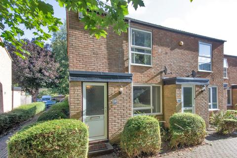 18 Chapel Wood, New Ash Green, Longfield, DA3 8RA