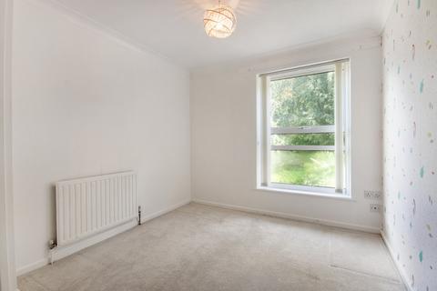 18 Chapel Wood, New Ash Green, Longfield, DA3 8RA