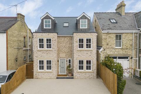 4 bedroom detached house for sale, Cambridge CB1