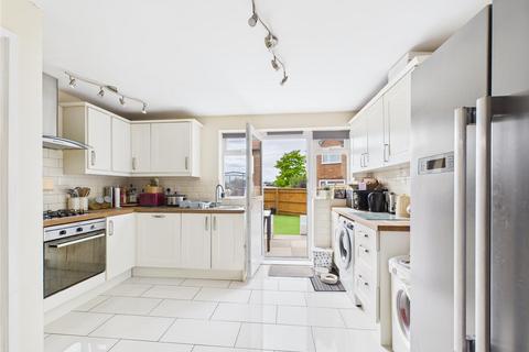 3 bedroom semi-detached house for sale, Kings Road, Evesham