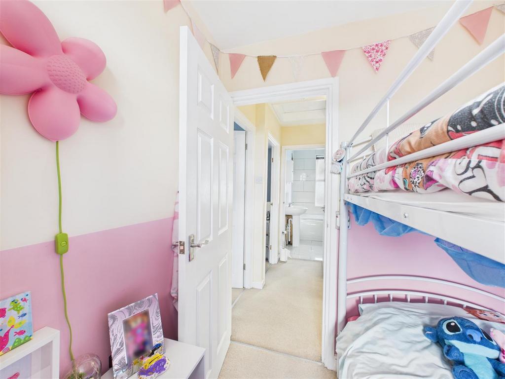 CAM05551 G0-PR0006-STILL006.jpg