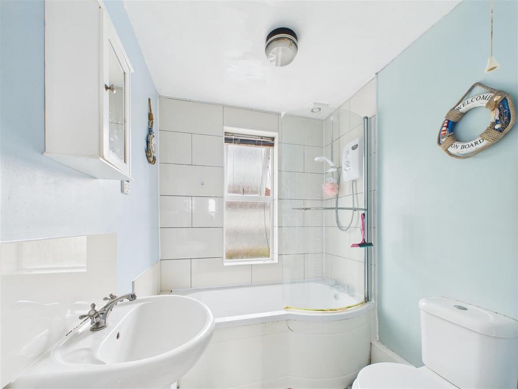 CAM05551 G0-PR0006-STILL008.jpg