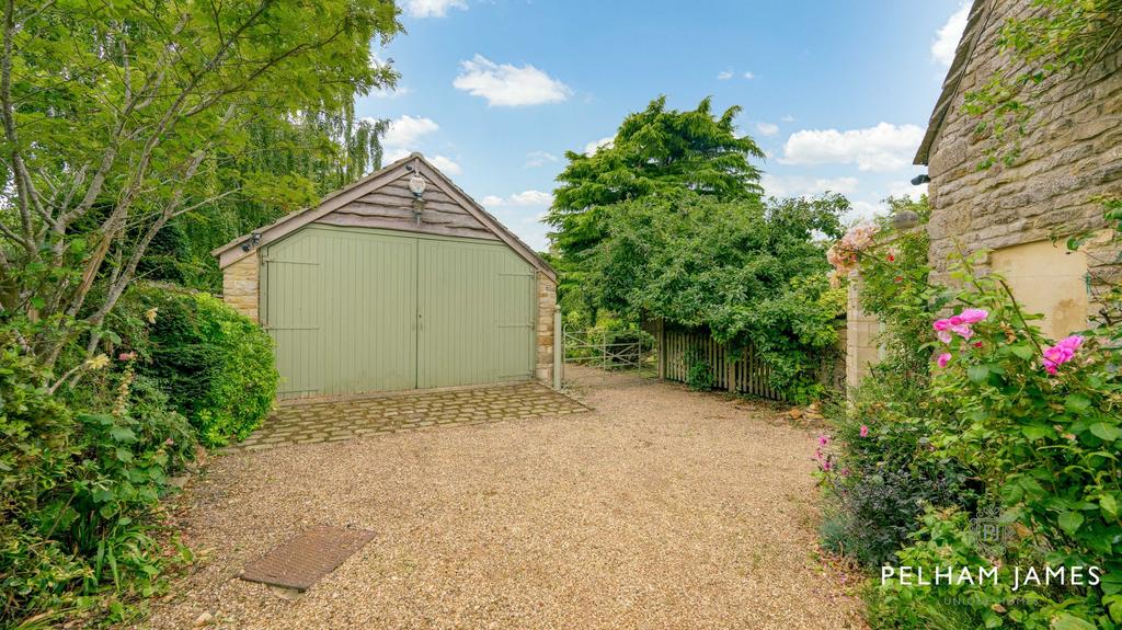 Garage/Workshop, Greenwood House, Gretton