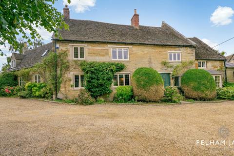 undefined, High Street, Gretton, NN17