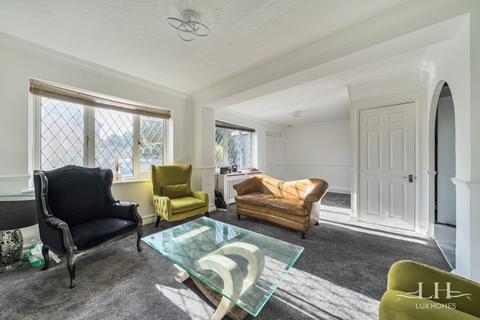 3 bedroom terraced house for sale, Rural Close, Hornchurch