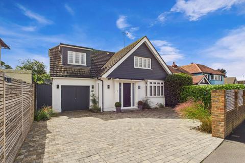 4 bedroom detached house for sale, The Plantation, Worthing BN13