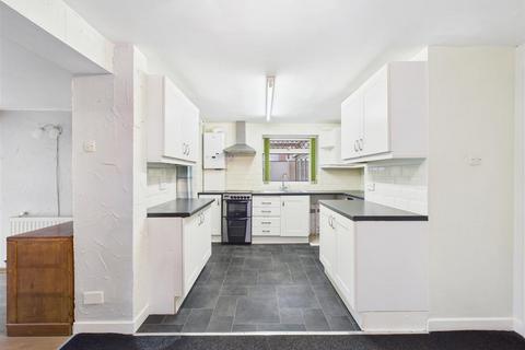 3 bedroom detached house for sale, 54 Park Avenue, Driffield, YO25 5EJ