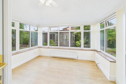 3 bedroom detached house for sale, 54 Park Avenue, Driffield, YO25 5EJ