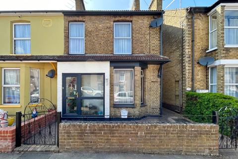 4 bedroom semi-detached house for sale, Park Road, Sittingbourne ME10