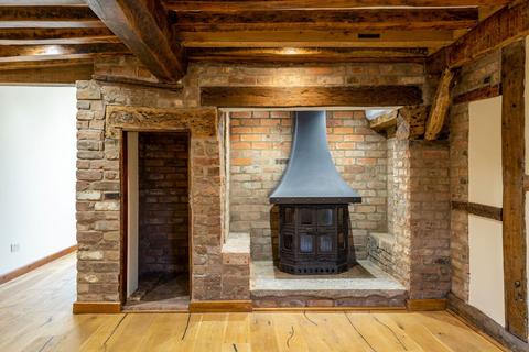 4 bedroom terraced house for sale, High Clere, Severn Stoke, Worcestershire. WR8 9JA
