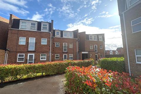 undefined, Broughton Grange, Lawns, Swindon