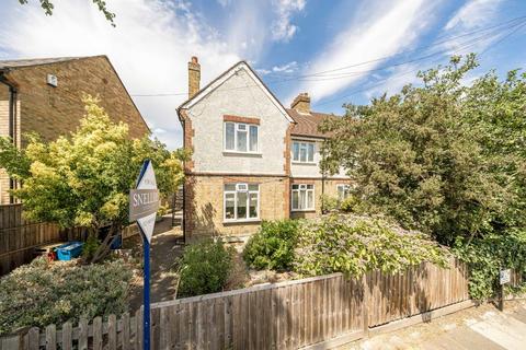 Park Lane, Teddington TW11