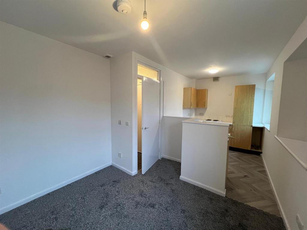 Lounge:Kitchen.jpg
