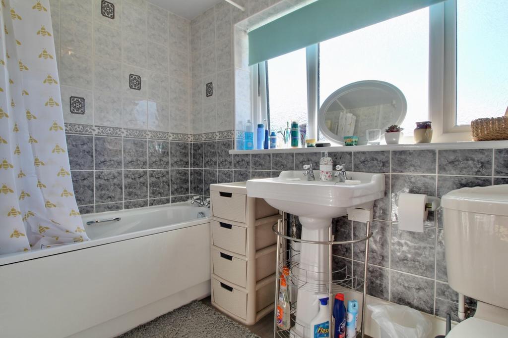 Bathroom Gus Critchlow Ewe Move Hinckley