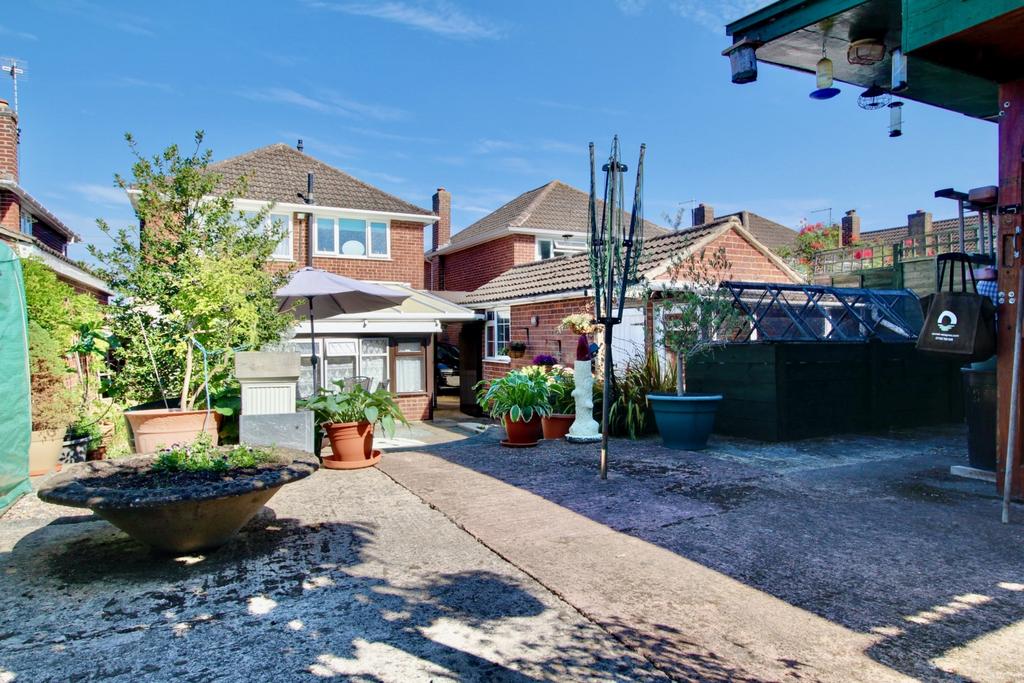 Rear Garden Upper Patio Gus Critchlow Ewe Move Hinc