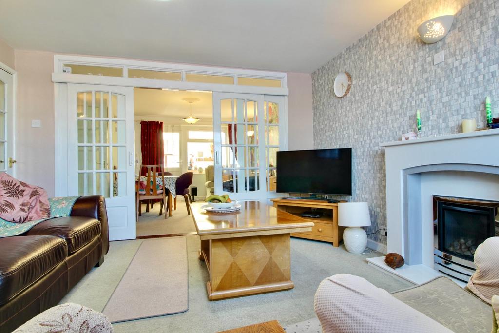 Lounge reverse view and Dining Room Gus Critchlow