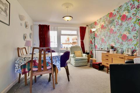 3 bedroom detached house for sale, 35 John Bold Avenue, Stoney Stanton