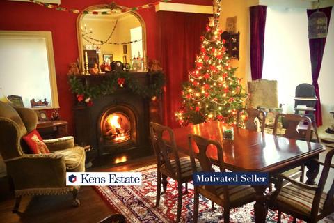 undefined, Ashley Road, Walton On Thames KT12