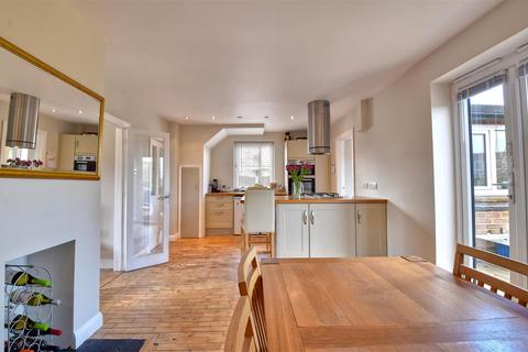 3 bedroom semi-detached house for sale, Pittlesden, Tenterden